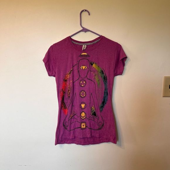 Graphic Tee S/M - Picture 2 of 4